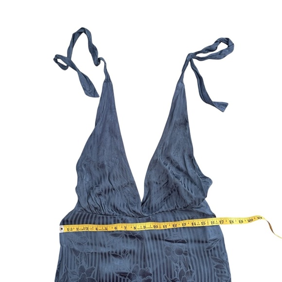 Stunning 70’s style floral open back flow halter jumpsuit size medium - Picture 5 of 11